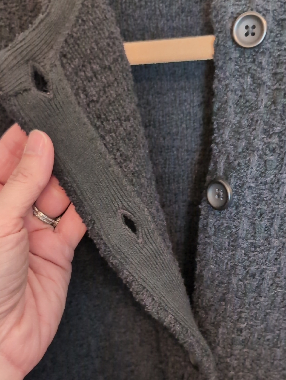 UNIQLO Womens Black Textured Button-Front Cardigan Jacket - Picture 9 of 9